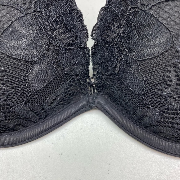 LVR BLK Push-up Plunge, 32C. *P1023 - Picture 3 of 9